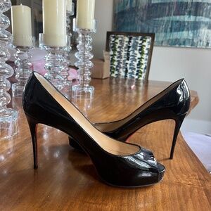 Christian Louboutin New Very Price 100 Patent